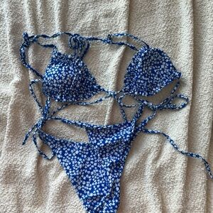 Zaful Blue Floral Bikini
